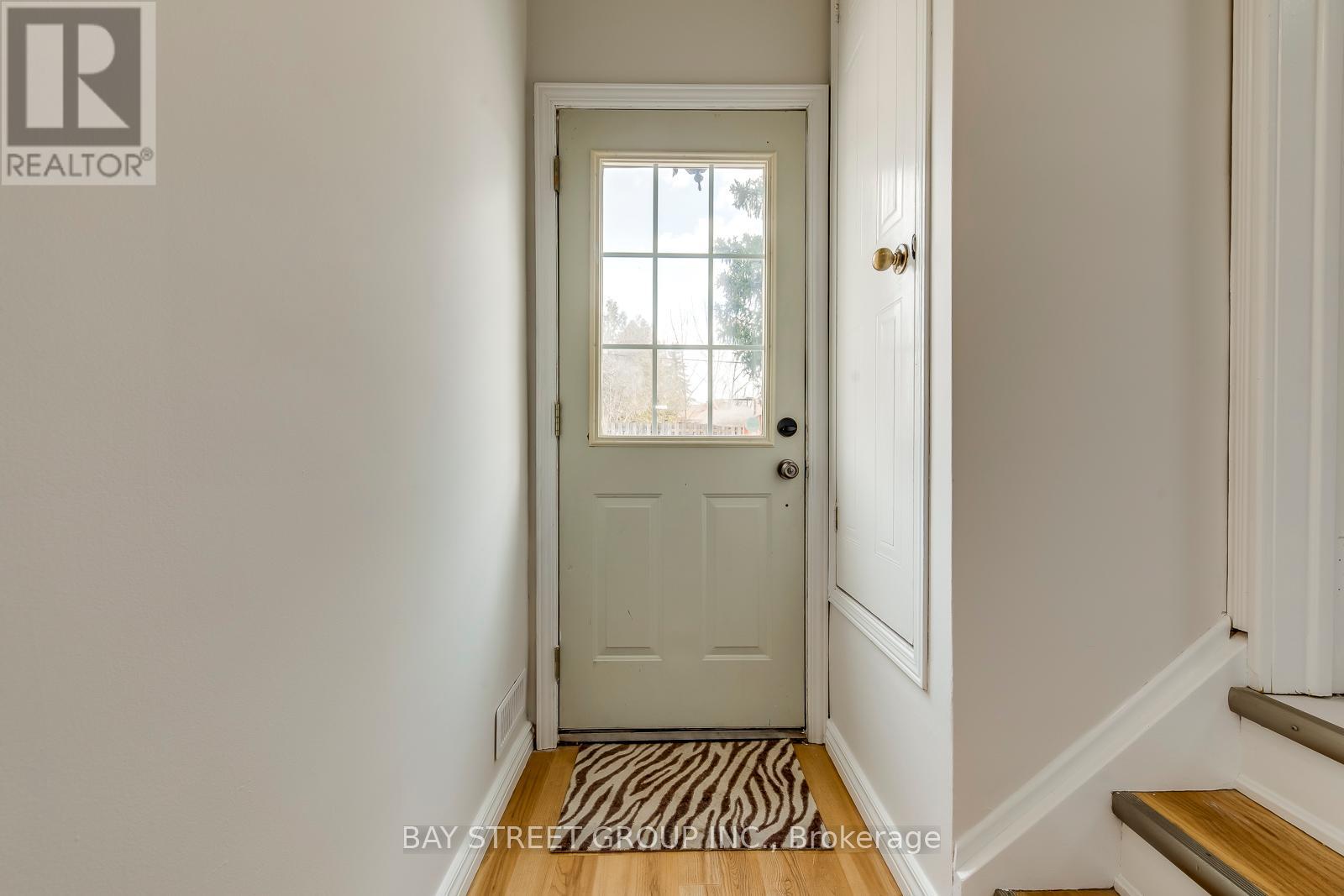 445 Samford Place, Oakville (Wo West), Ontario  L6L 4E7 - Photo 27 - W12211995