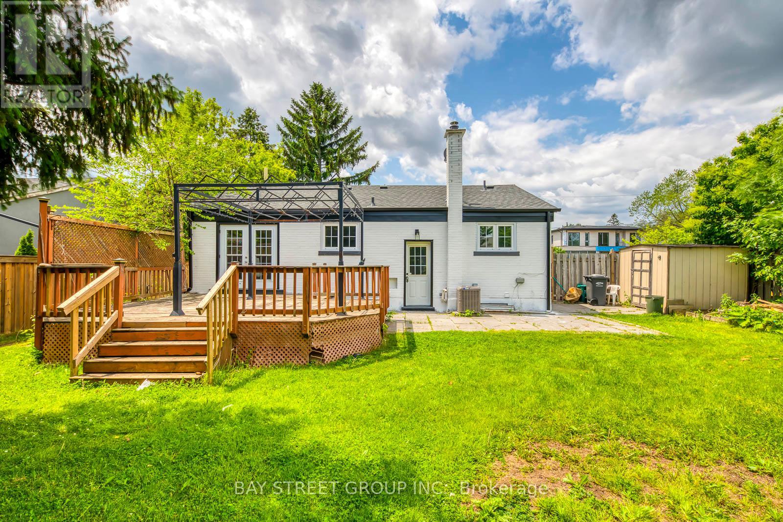 445 Samford Place, Oakville (Wo West), Ontario  L6L 4E7 - Photo 40 - W12211995
