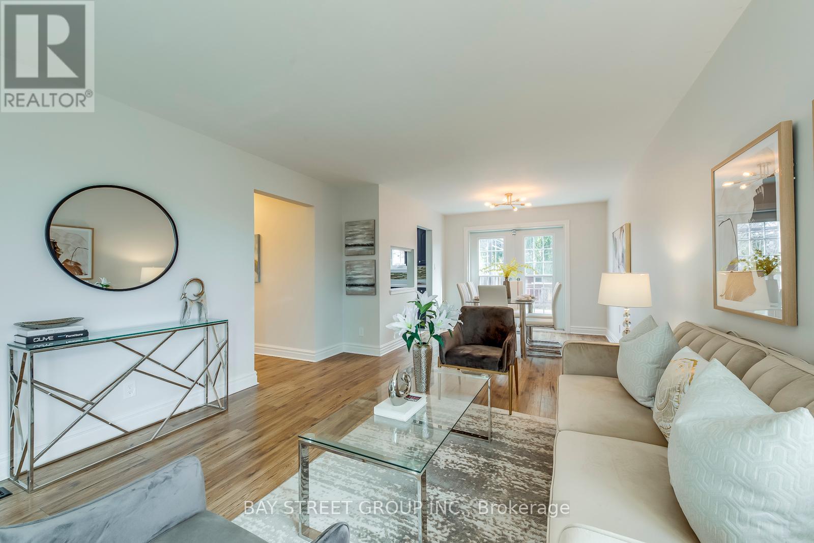 445 Samford Place, Oakville (Wo West), Ontario  L6L 4E7 - Photo 9 - W12211995