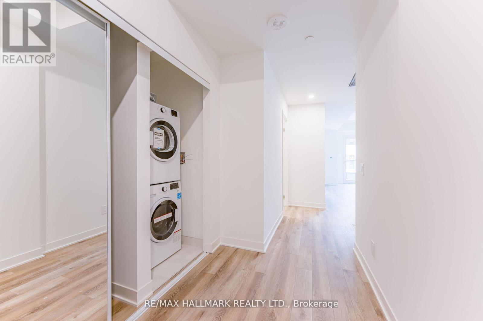 220 - 1808 St. Clair Avenue W, Toronto (Weston-Pellam Park), Ontario  M6N 0C1 - Photo 6 - W12215894