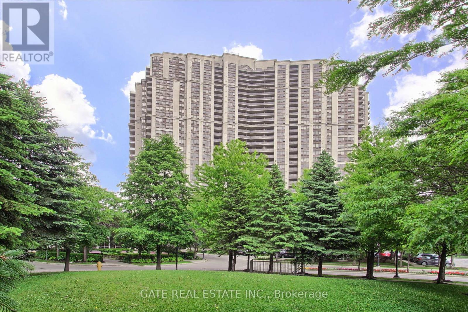 PH31 - 700 HUMBERWOOD BOULEVARD, Toronto, Ontario