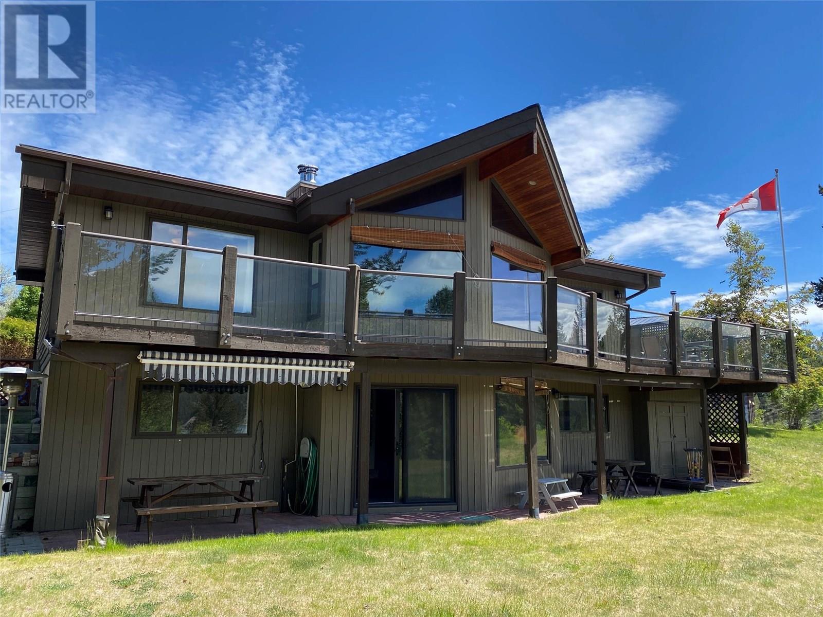 4721 WILMAI Road, Windermere, British Columbia
