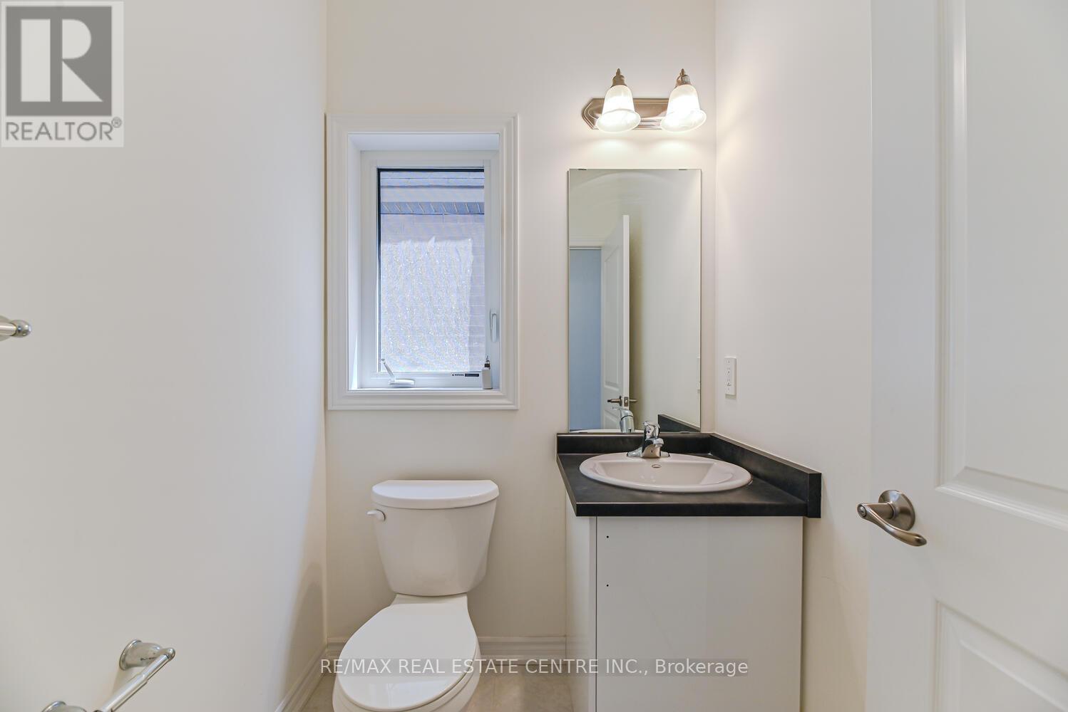 8 Stokes Road, Brant (Paris), Ontario  N3L 3E3 - Photo 18 - X12215951