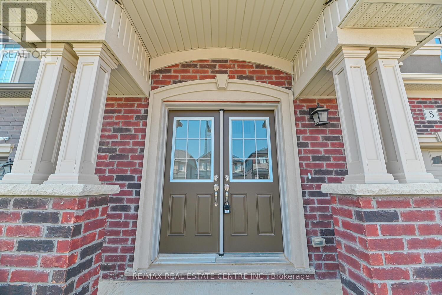 8 Stokes Road, Brant (Paris), Ontario  N3L 3E3 - Photo 4 - X12215951