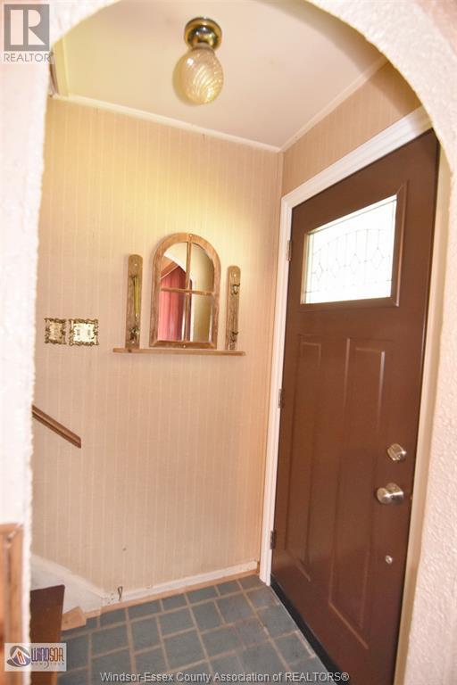 3659 Girardot, Windsor, Ontario  N9C 1W6 - Photo 5 - 25014924