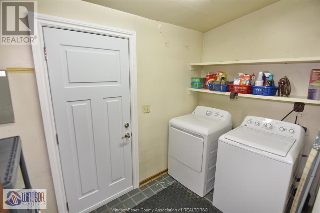 3659 Girardot, Windsor, Ontario  N9C 1W6 - Photo 18 - 25014924