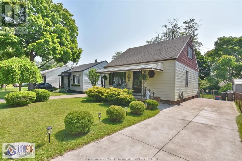 3659 GIRARDOT, windsor, Ontario