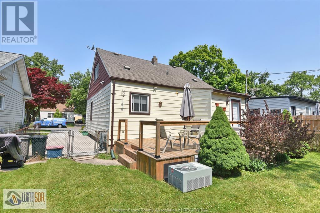 3659 Girardot, Windsor, Ontario  N9C 1W6 - Photo 25 - 25014924