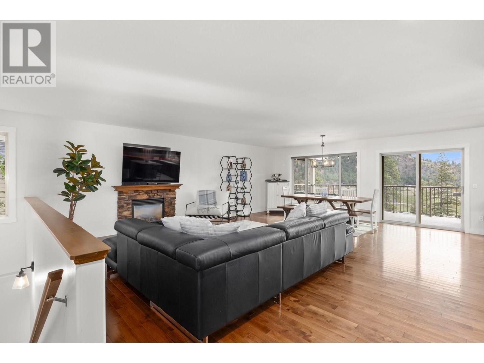 1137 Long Ridge Drive, Kelowna, British Columbia  V1V 2W9 - Photo 3 - 10346292