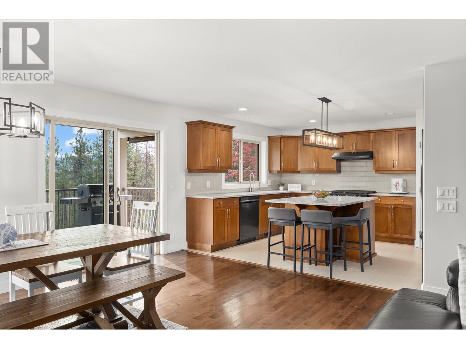 1137 Long Ridge Drive, Kelowna, British Columbia  V1V 2W9 - Photo 8 - 10346292