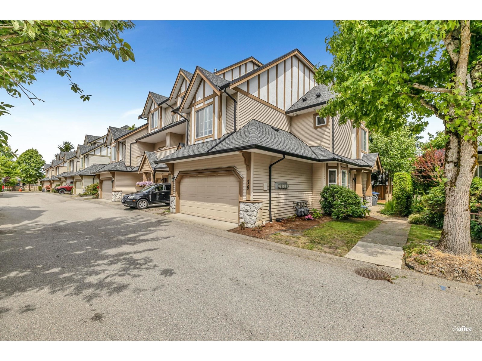 38 18707 65 Avenue, Surrey, British Columbia  V3S 9H2 - Photo 2 - R3014406