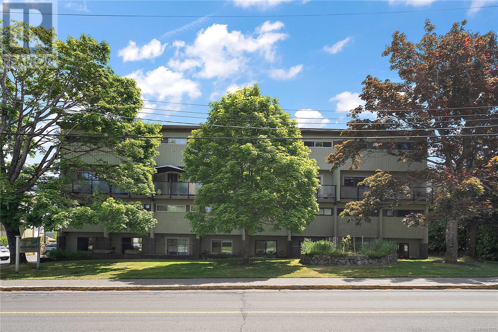 12 477 Lampson St, Esquimalt, British Columbia  V9A 5Z4 - Photo 2 - 1003273