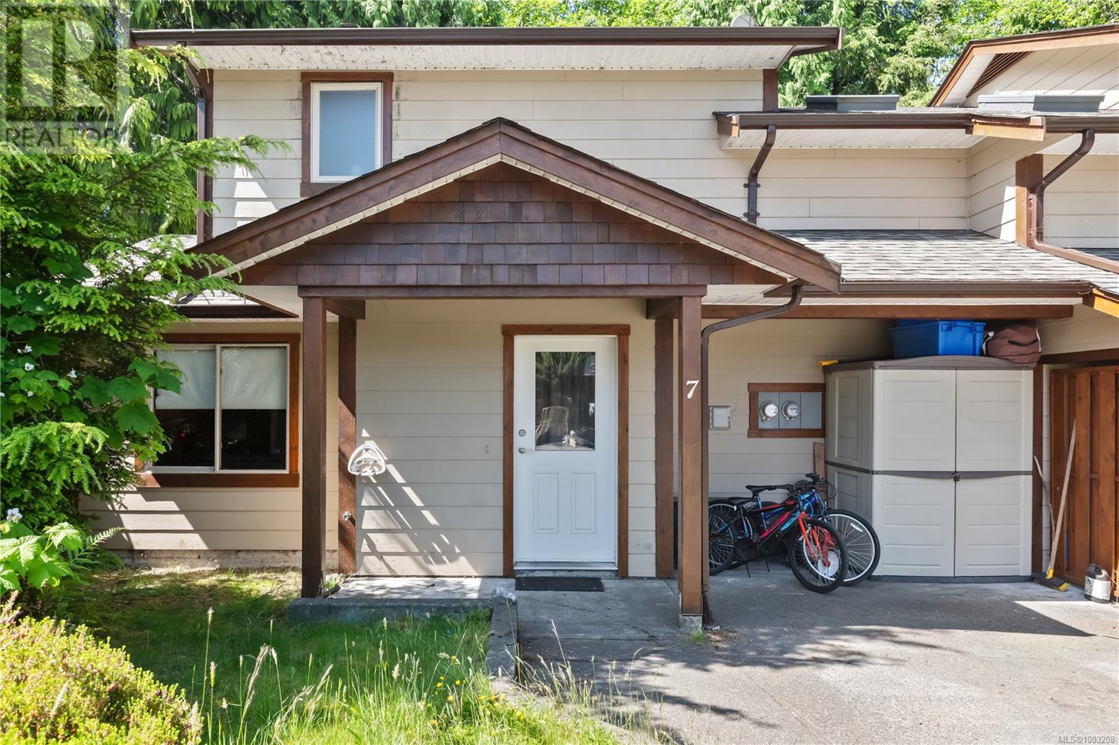 7 1626 Holly Cres, Ucluelet, British Columbia  V0R 3A0 - Photo 2 - 1003208