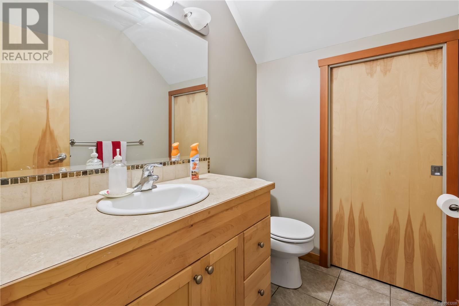 7 1626 Holly Cres, Ucluelet, British Columbia  V0R 3A0 - Photo 8 - 1003208