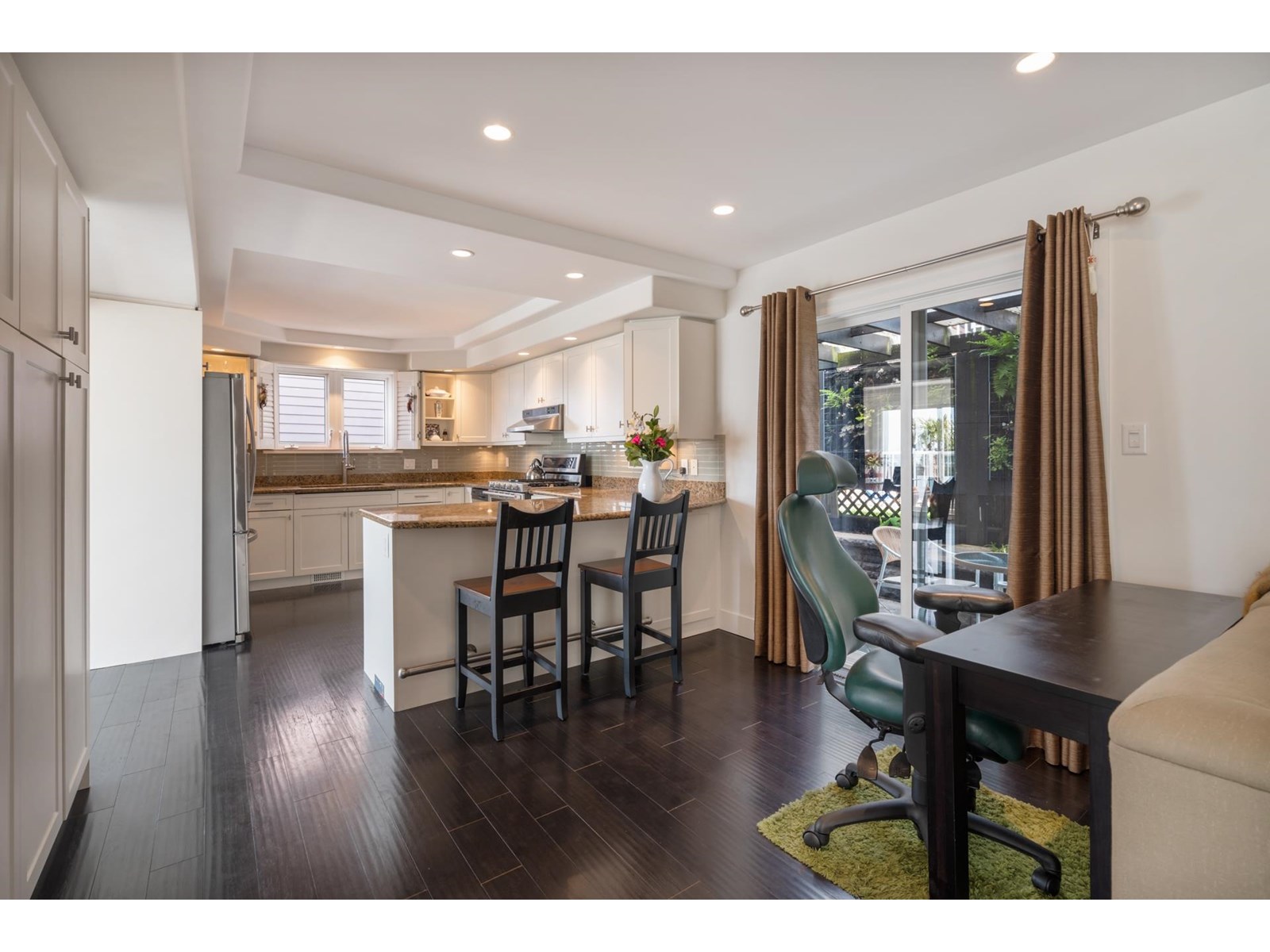 15145 Victoria Avenue, White Rock, British Columbia  V4B 1G5 - Photo 21 - R3013755