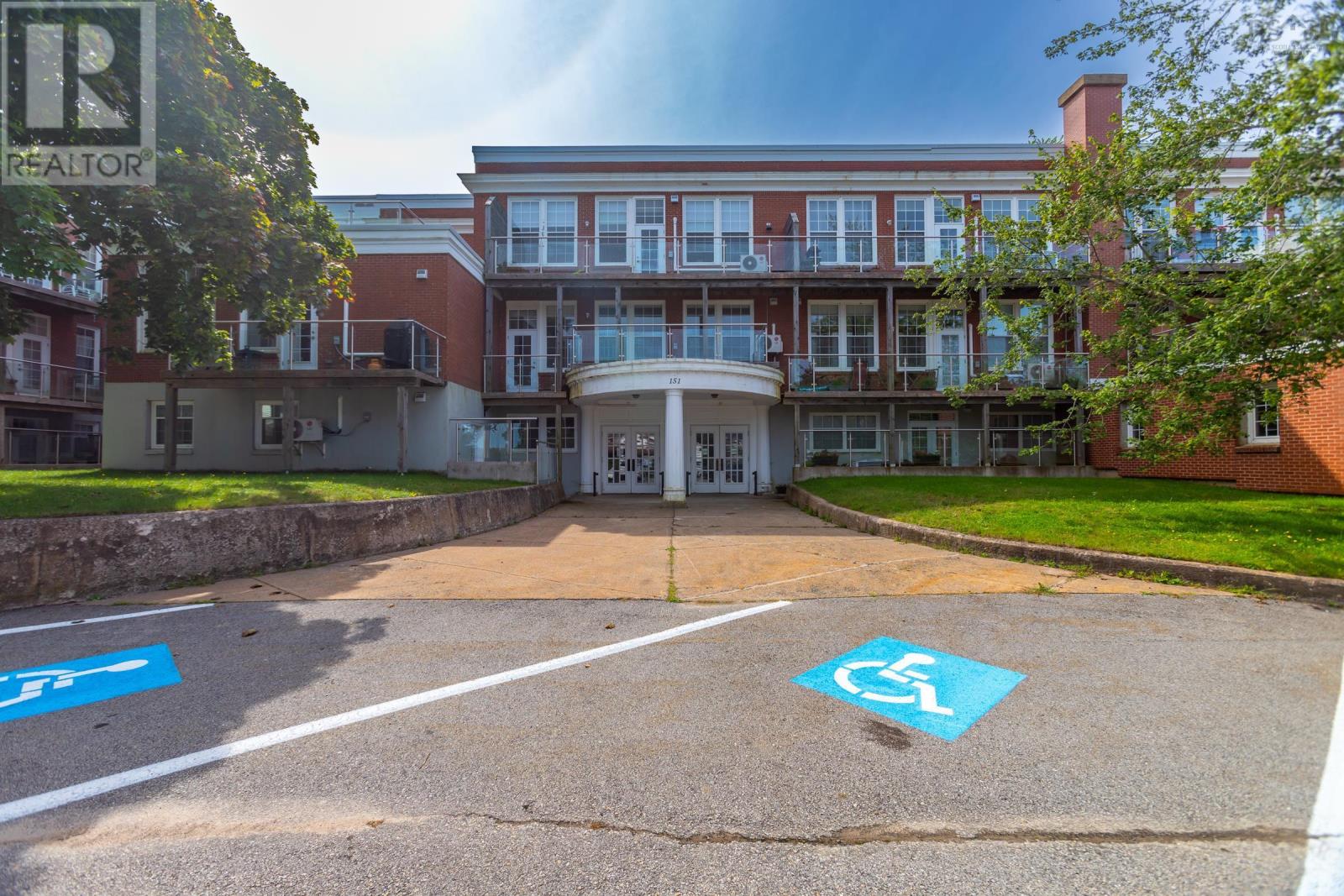 Property at 211 151 Ritchie Street image 3