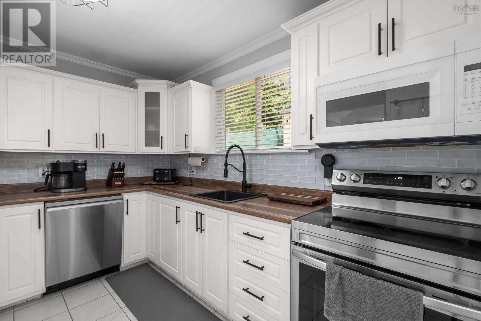196 Rankin Drive, Lower Sackville, Nova Scotia  B4C 3B3 - Photo 15 - 202514191