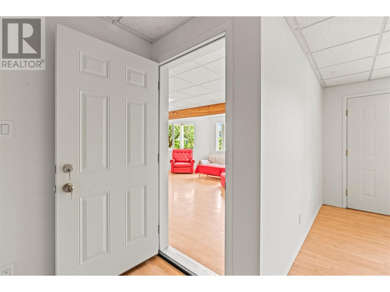 2804 25 Street, Vernon, British Columbia  V1T 4P9 - Photo 45 - 10348517
