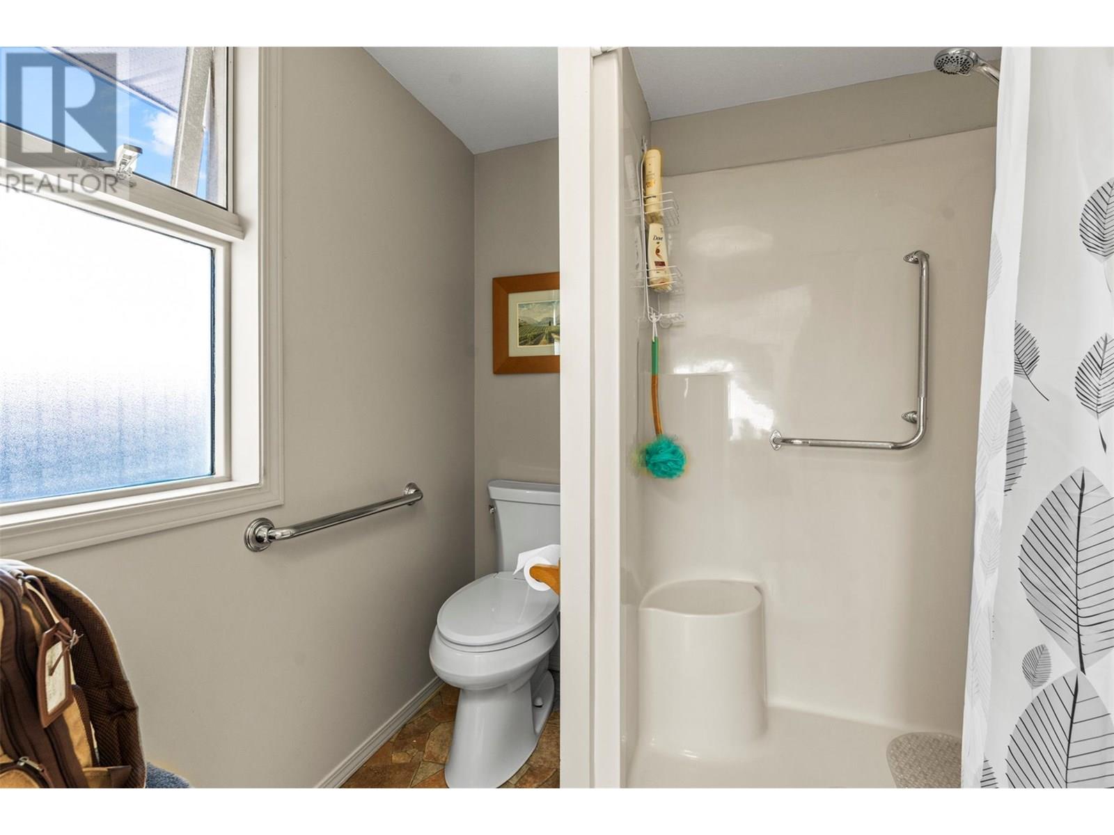 2804 25 Street, Vernon, British Columbia  V1T 4P9 - Photo 27 - 10348517