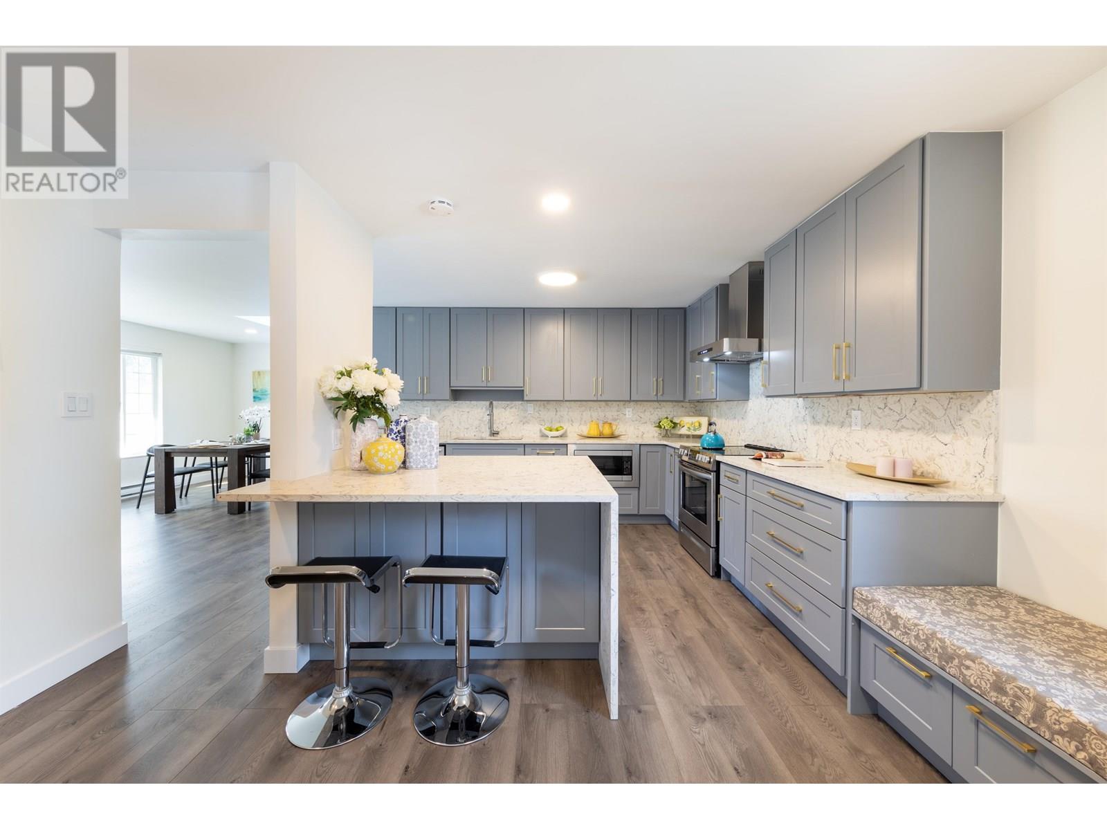 10080 Rosedene Crescent, Richmond, British Columbia  V7A 2P7 - Photo 3 - R3014321