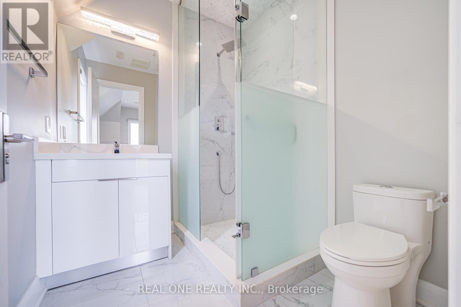 158 Waterloo Avenue, Toronto, Ontario  M3H 3Z1 - Photo 37 - C12209451