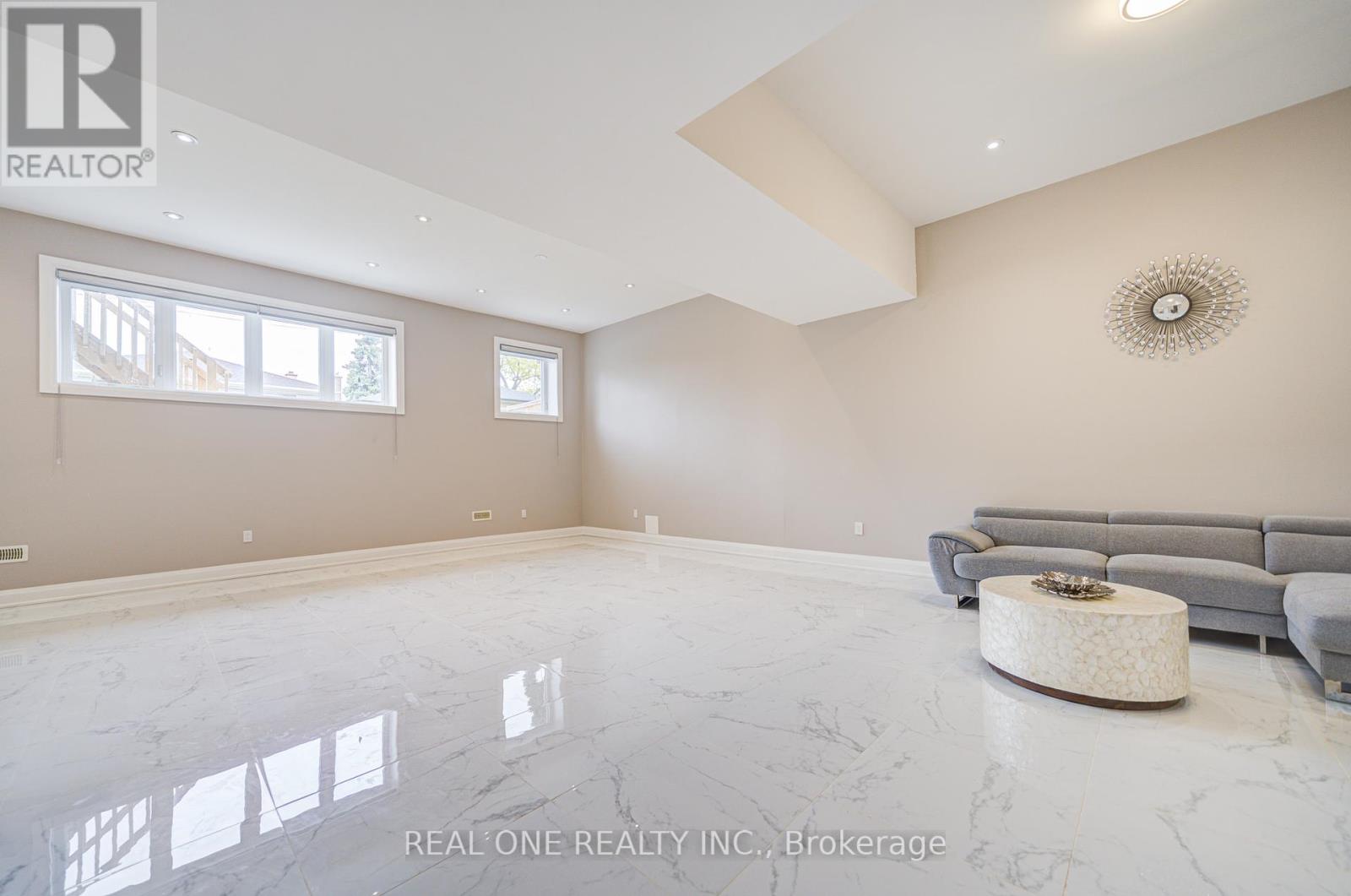 158 Waterloo Avenue, Toronto, Ontario  M3H 3Z1 - Photo 41 - C12209451