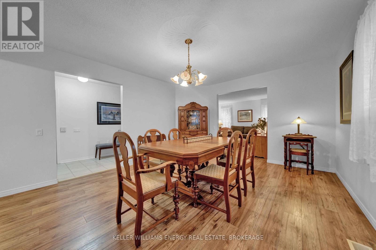 4 Heritage Drive, Prince Edward County, Ontario K0K 3L0 - Photo 16 - X12211785