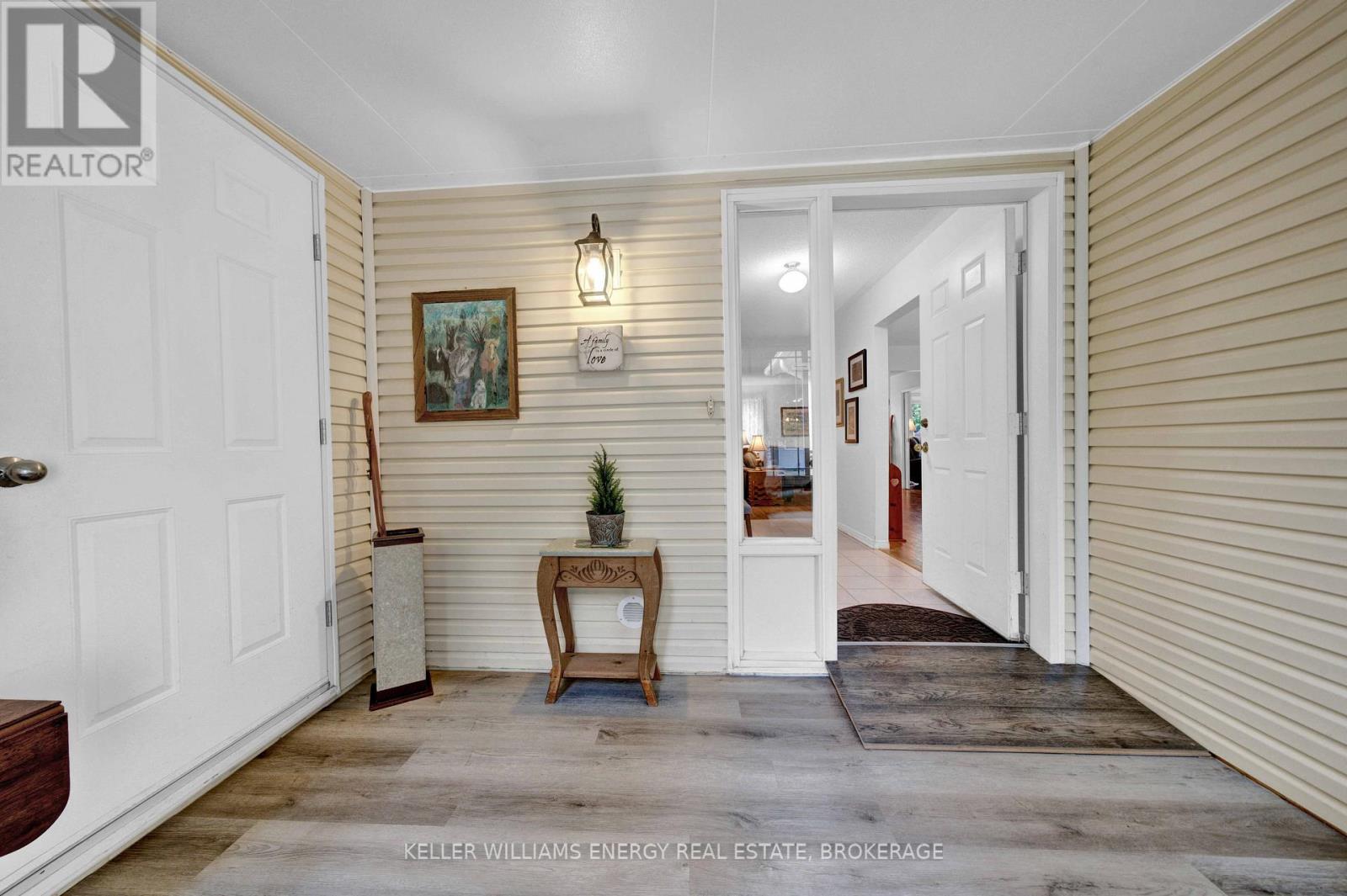 4 Heritage Drive, Prince Edward County, Ontario K0K 3L0 - Photo 7 - X12211785