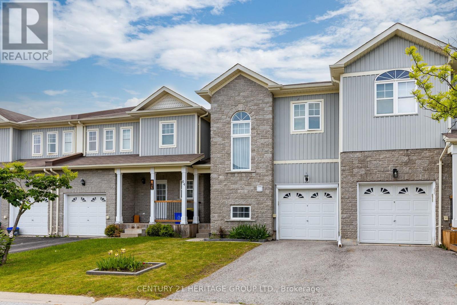 800 West Ridge Boulevard, Orillia, Ontario  L3V 0A1 - Photo 1 - S12216117