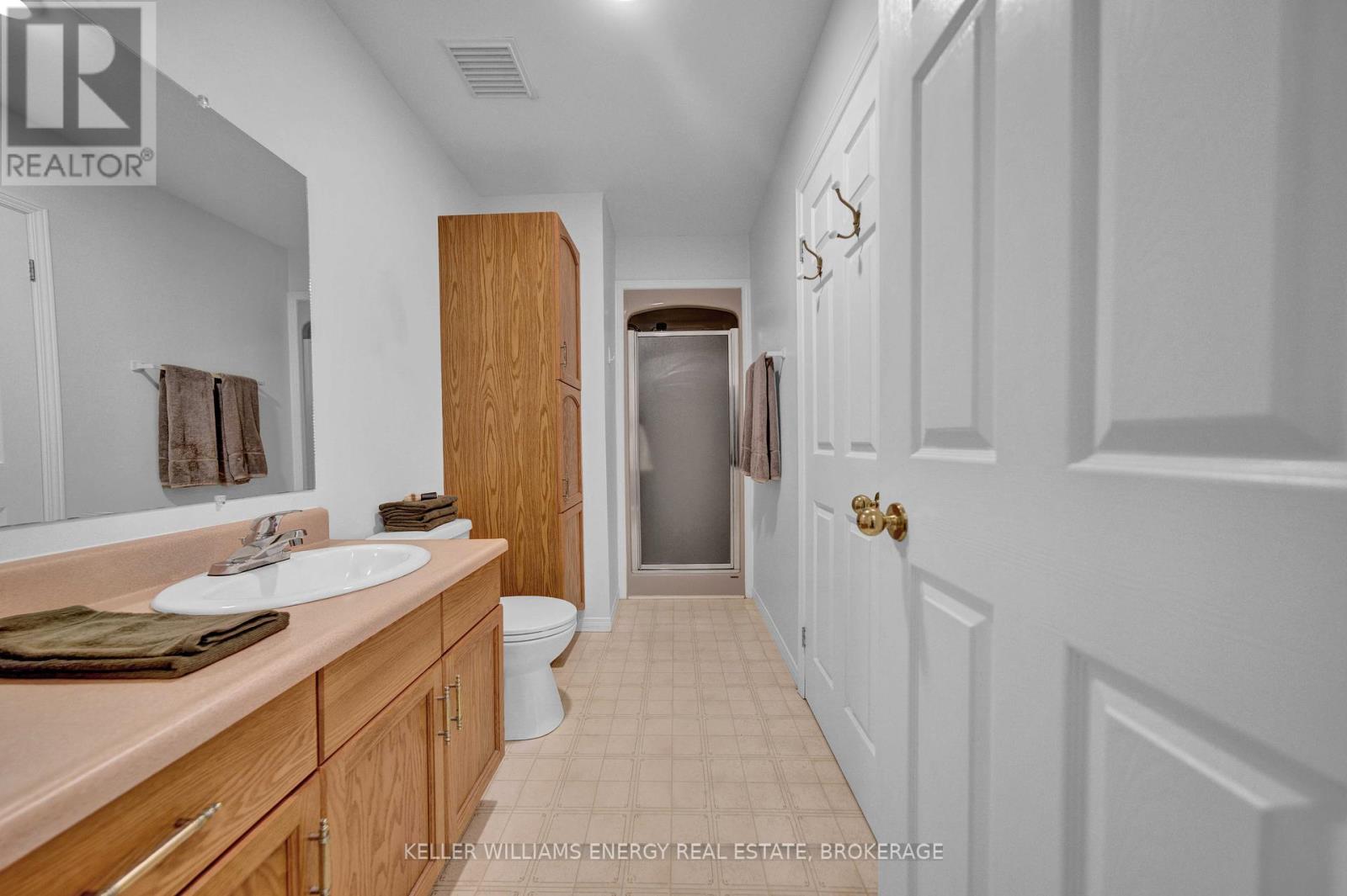 4 Heritage Drive, Prince Edward County, Ontario K0K 3L0 - Photo 33 - X12211785