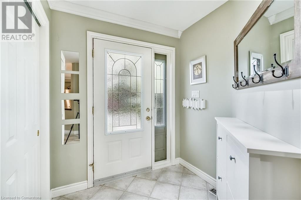 1310 Sycamore Drive, Burlington, Ontario  L7M 1H2 - Photo 3 - 40740678