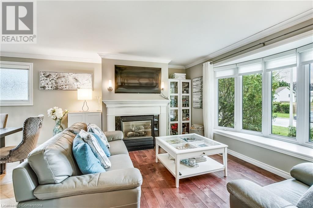 1310 Sycamore Drive, Burlington, Ontario  L7M 1H2 - Photo 4 - 40740678