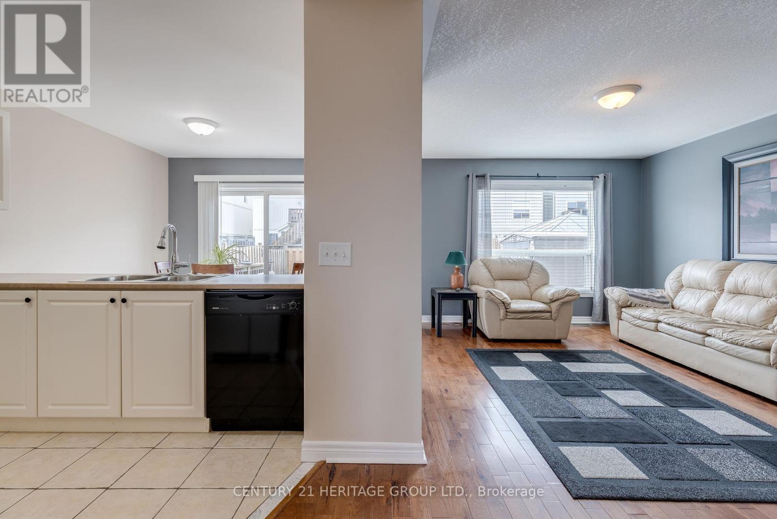 800 West Ridge Boulevard, Orillia, Ontario  L3V 0A1 - Photo 5 - S12216117