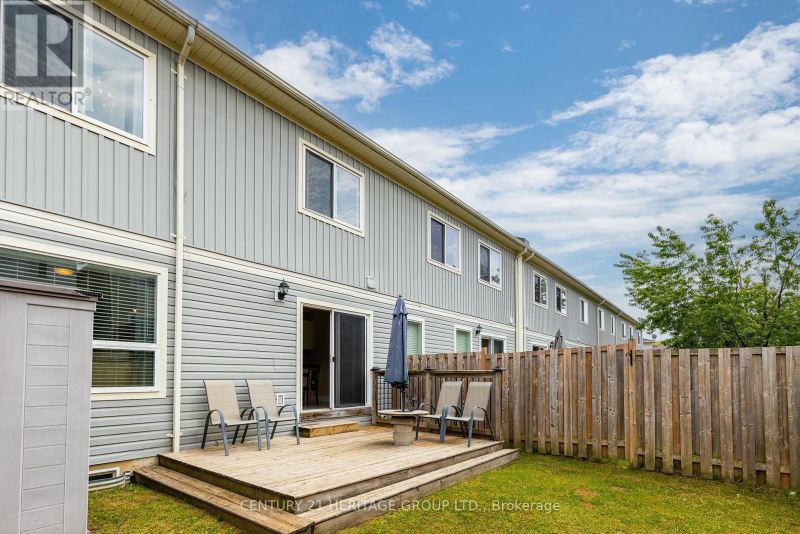 800 West Ridge Boulevard, Orillia, Ontario  L3V 0A1 - Photo 27 - S12216117