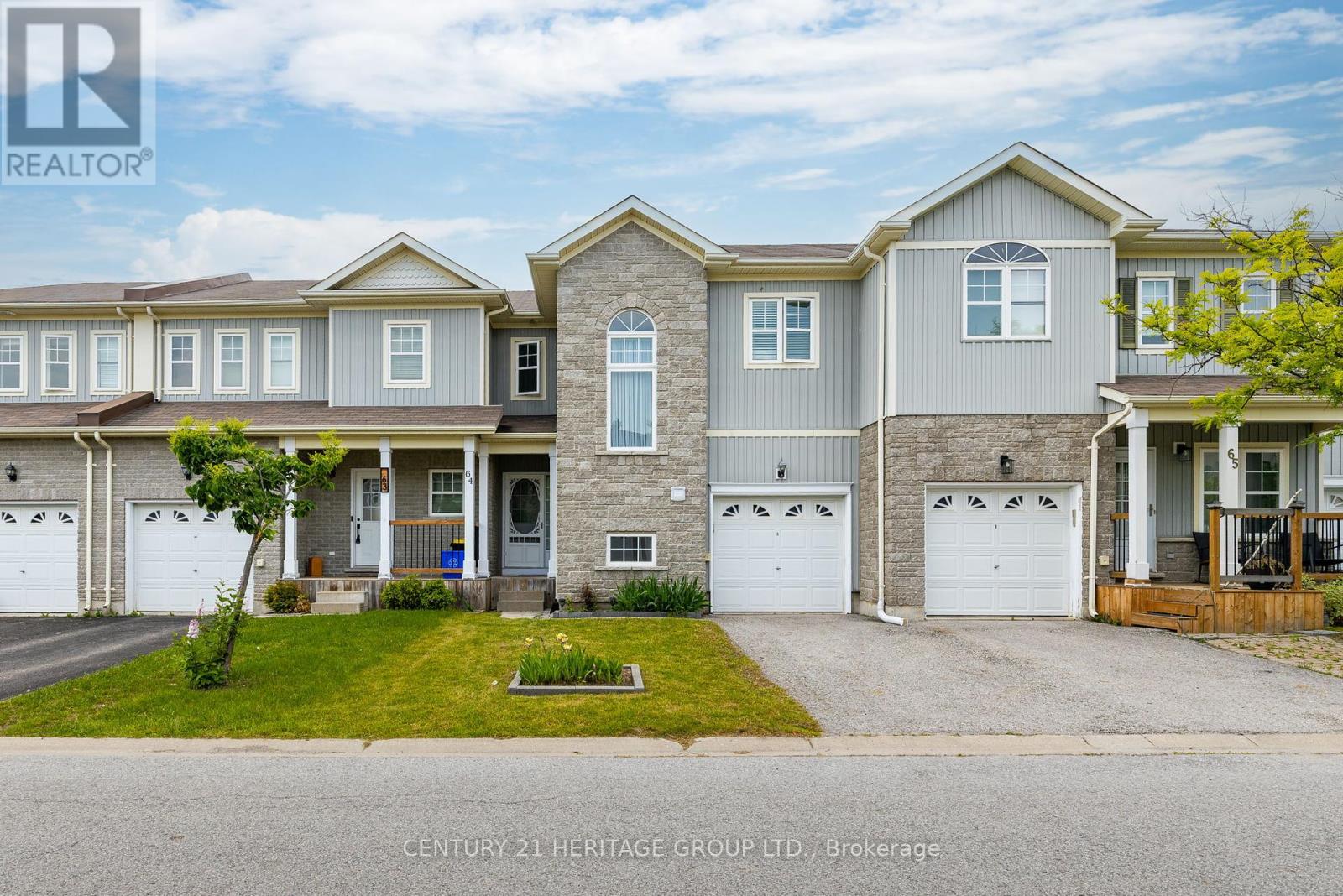 800 West Ridge Boulevard, Orillia, Ontario  L3V 0A1 - Photo 2 - S12216117