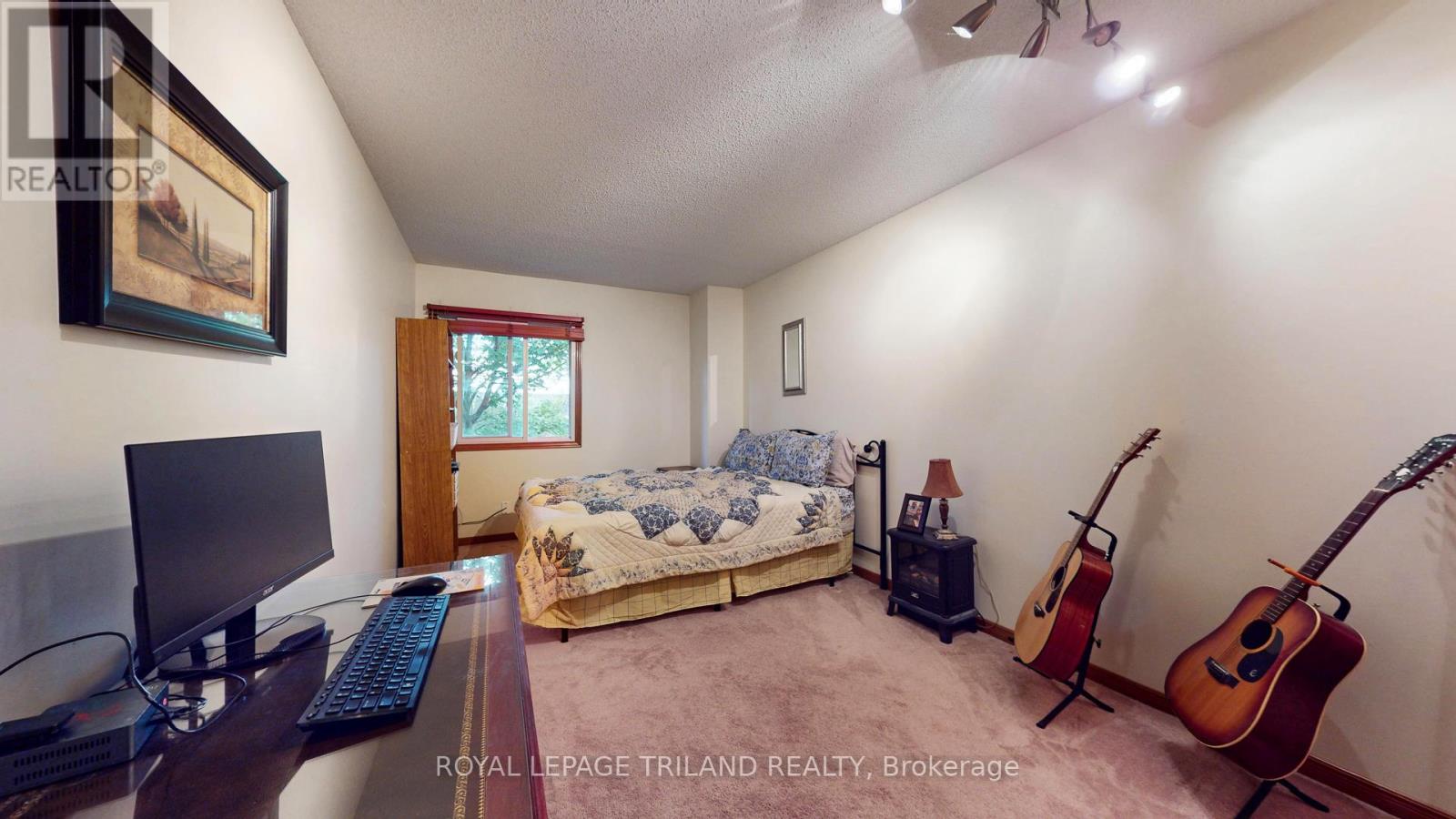 Photo 31 of 41 for 7 - 70 Glenroy Road
