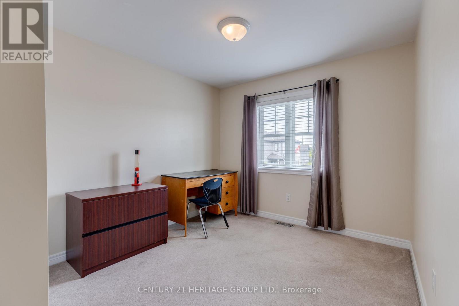 800 West Ridge Boulevard, Orillia, Ontario  L3V 0A1 - Photo 21 - S12216117