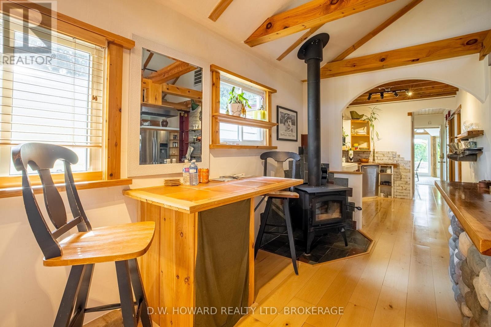 3816 Crystal Beach Drive, Fort Erie (Crystal Beach), Ontario  L0S 1B0 - Photo 12 - X12216147