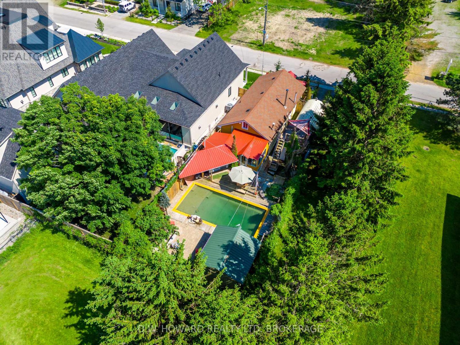 3816 Crystal Beach Drive, Fort Erie (Crystal Beach), Ontario  L0S 1B0 - Photo 32 - X12216147