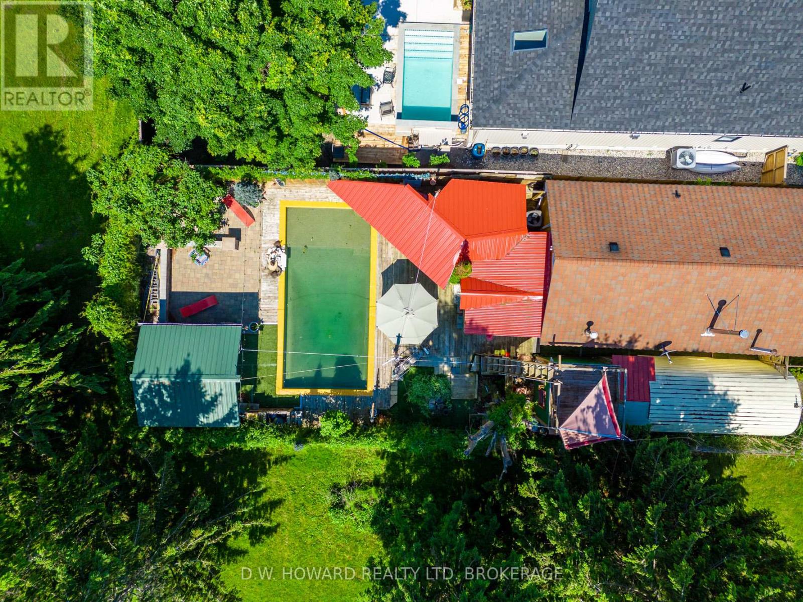 3816 Crystal Beach Drive, Fort Erie (Crystal Beach), Ontario  L0S 1B0 - Photo 4 - X12216147