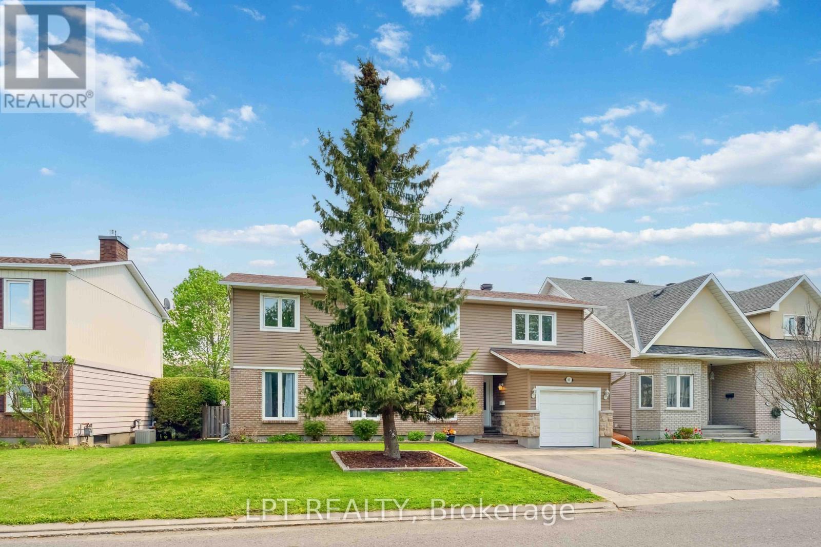 Property at 61 FIELDGATE DRIVE image 3