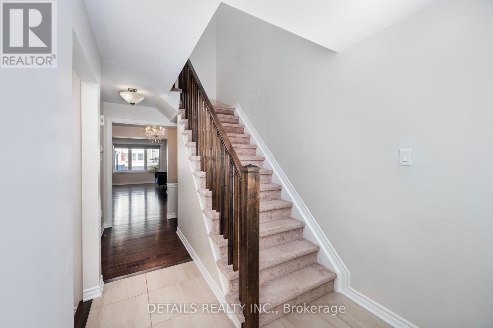434 White Arctic Avenue, Ottawa, Ontario  K2J 5Y9 - Photo 3 - X12216146