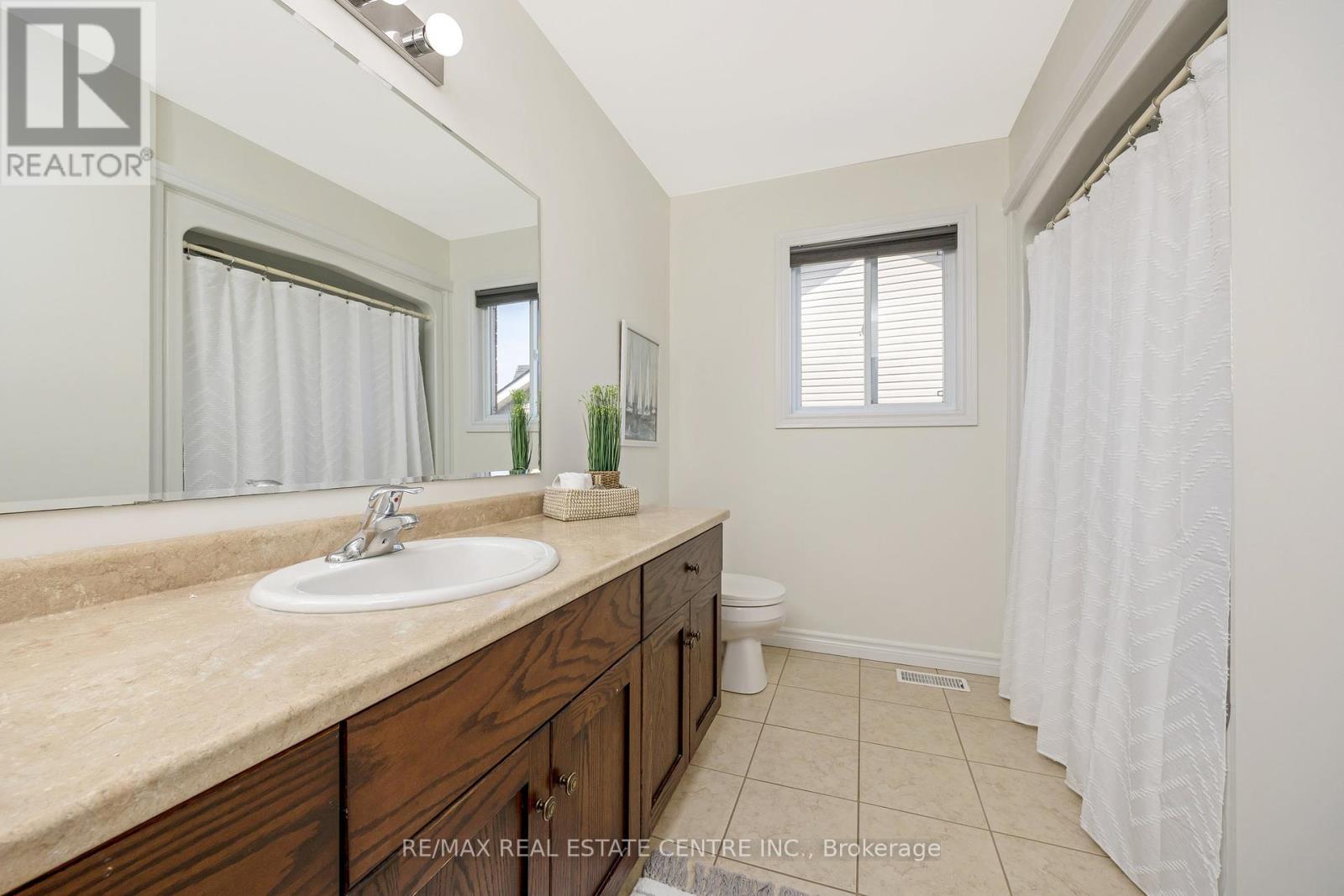 237 Ridge Top Crescent, Guelph/eramosa, Ontario  N0B 2K0 - Photo 29 - X12216145