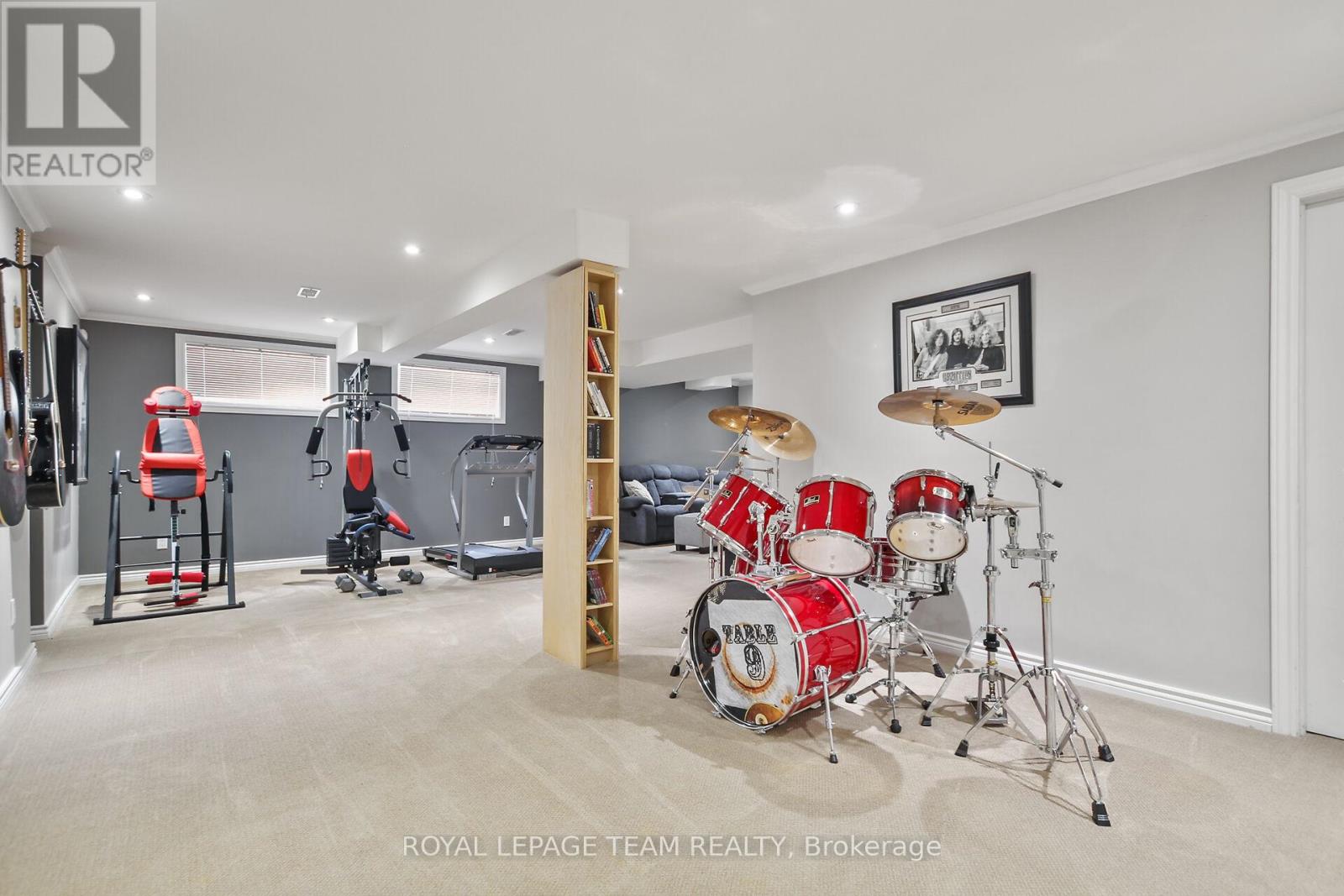 124 Versilia Drive, Ottawa, Ontario  K2G 7E2 - Photo 34 - X12216173