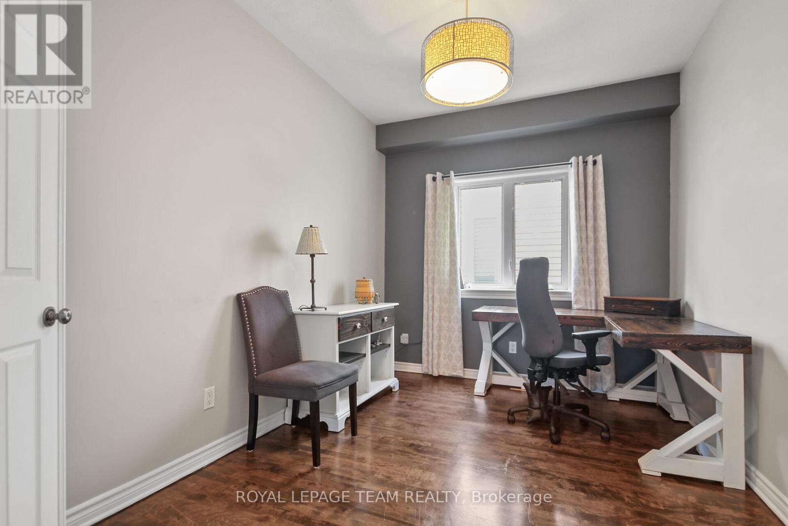 124 Versilia Drive, Ottawa, Ontario  K2G 7E2 - Photo 15 - X12216173
