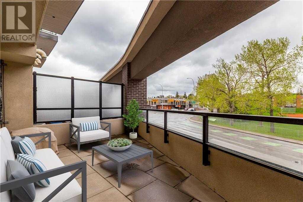 Property at 202, 476 14 Street NW image 1