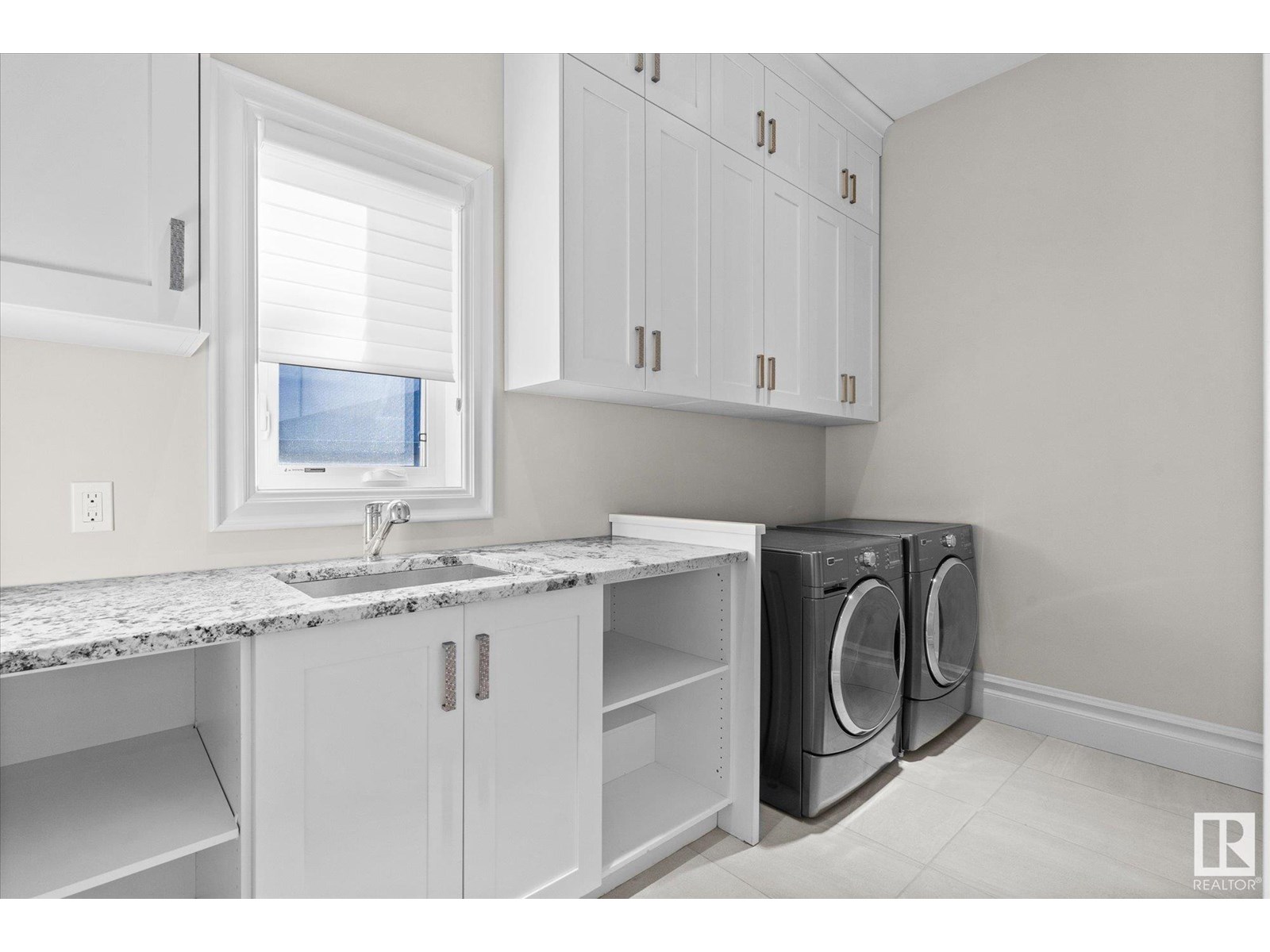1018 Hollands Pt Nw, Edmonton, Alberta  T6R 3T1 - Photo 32 - E4424631