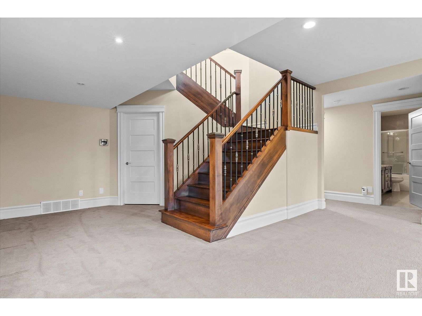 1018 Hollands Pt Nw, Edmonton, Alberta  T6R 3T1 - Photo 43 - E4424631