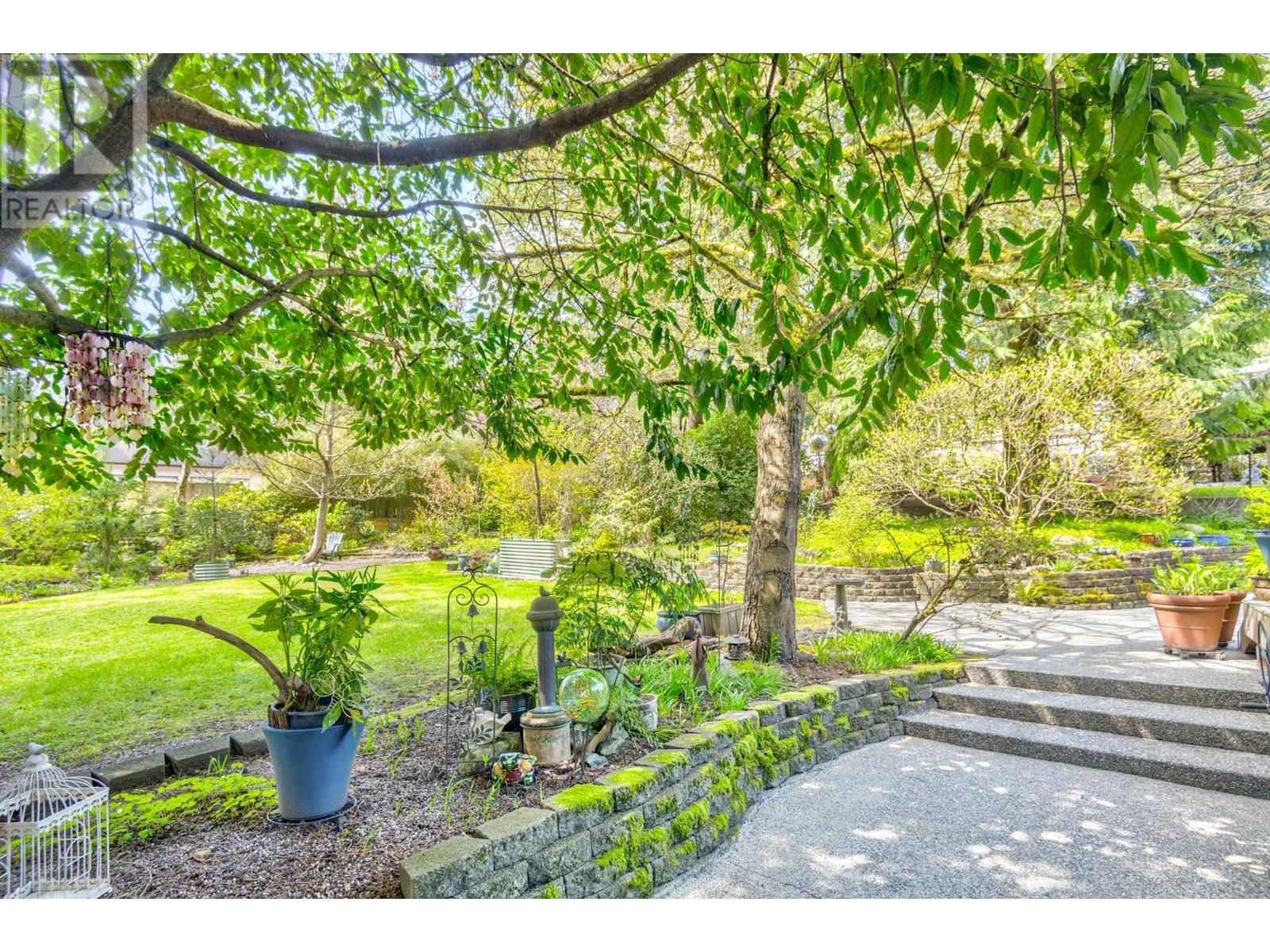 2956 Spuraway Avenue, Coquitlam, British Columbia  V3C 2C8 - Photo 34 - R2994971