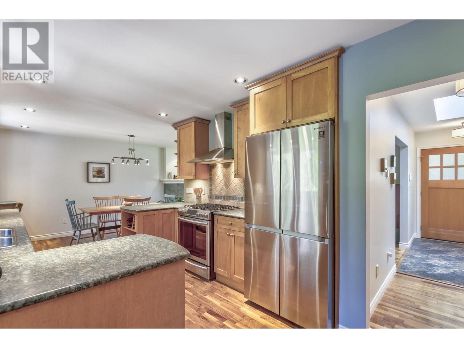 2956 Spuraway Avenue, Coquitlam, British Columbia  V3C 2C8 - Photo 18 - R2994971